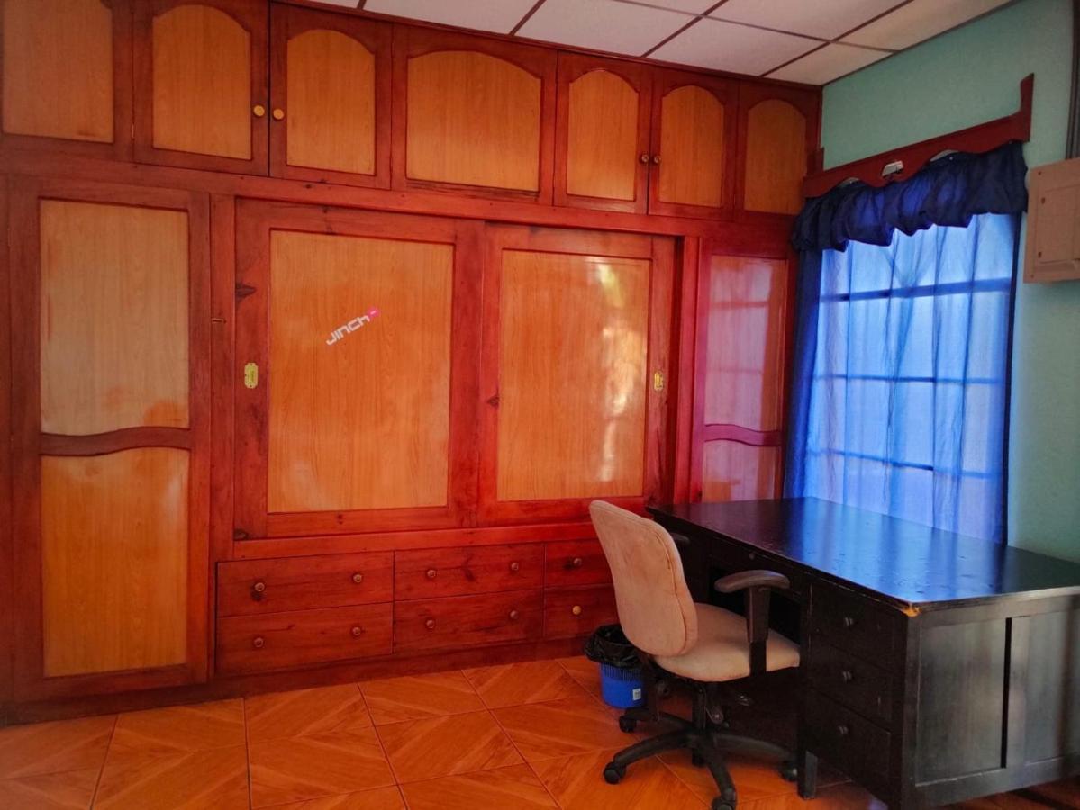 Casa Robles - Room Close To Airport #2 Манагуа Экстерьер фото